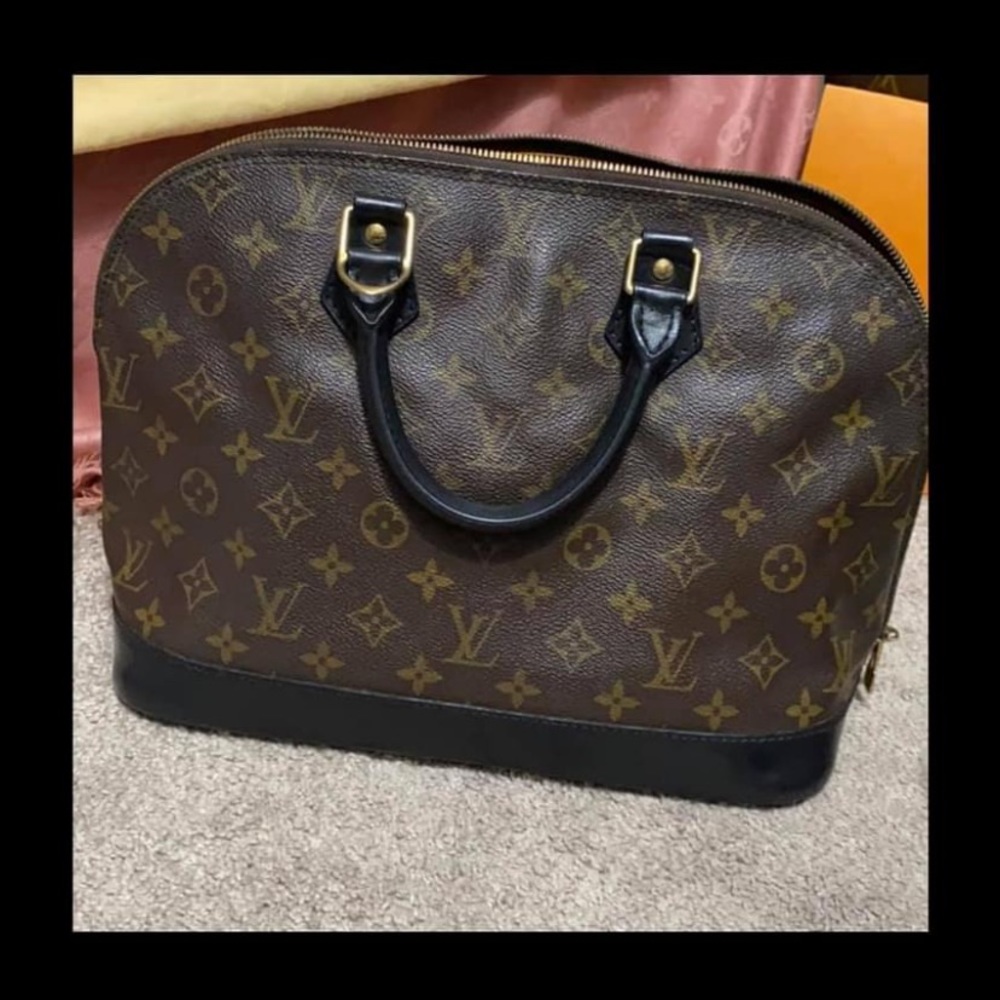 Louis Vuitton Alma bag